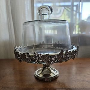 Tahari Home Small Floral Rhinestone Pedestal Cheese Cake Plate with Glass Dome